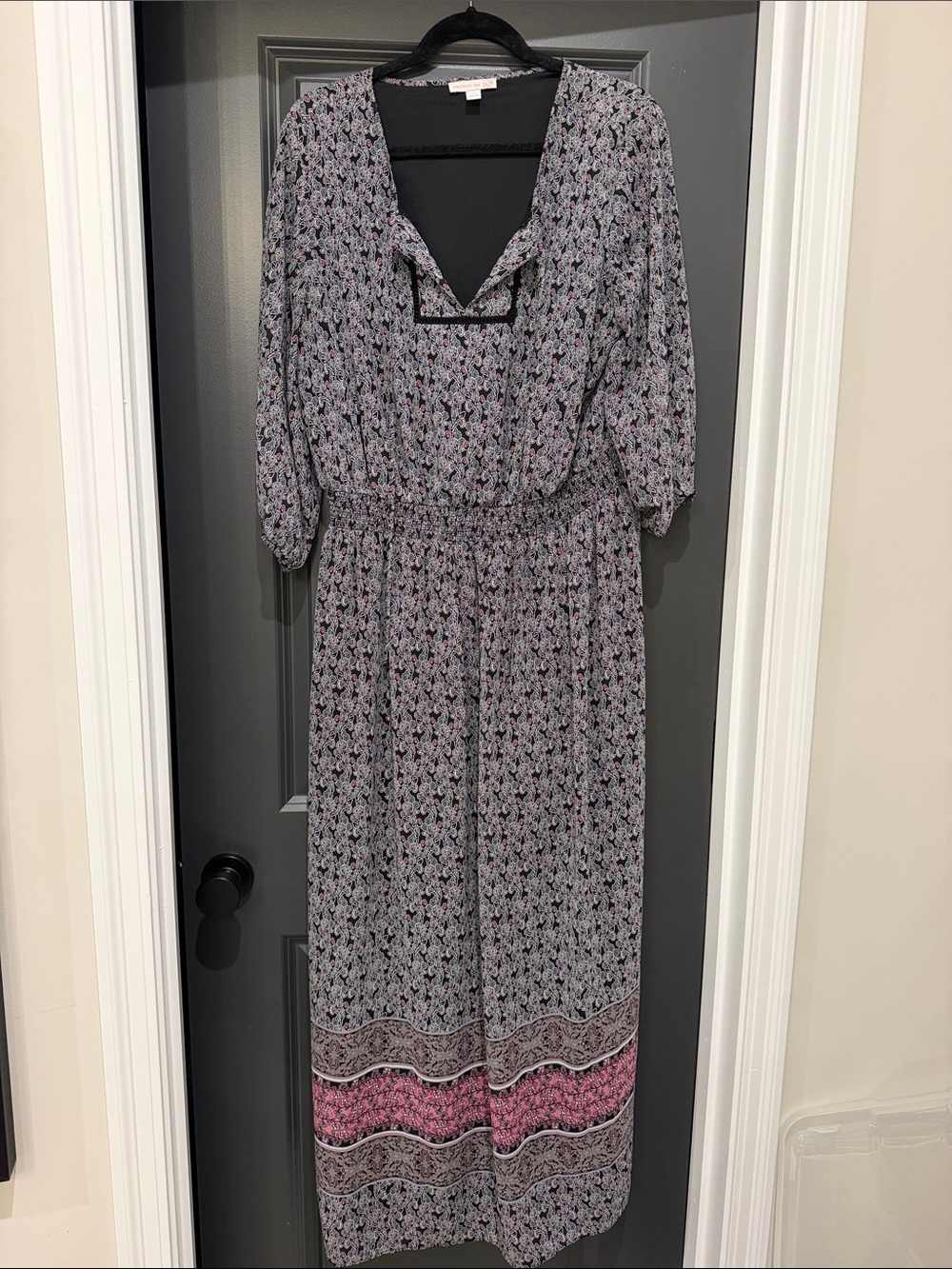 Dress Barn/Westport 1962 Women's Floral Maxi Dress with Pink Border